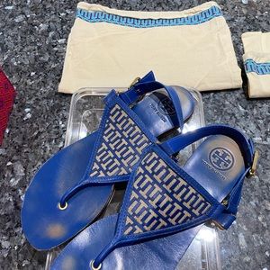 Tory Burch sandals with”T” on top